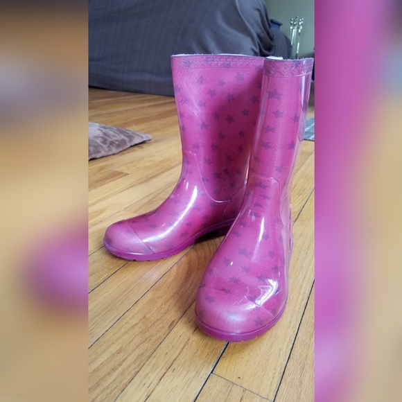 Ugg Pink Rainboots - Picture 5 of 5
